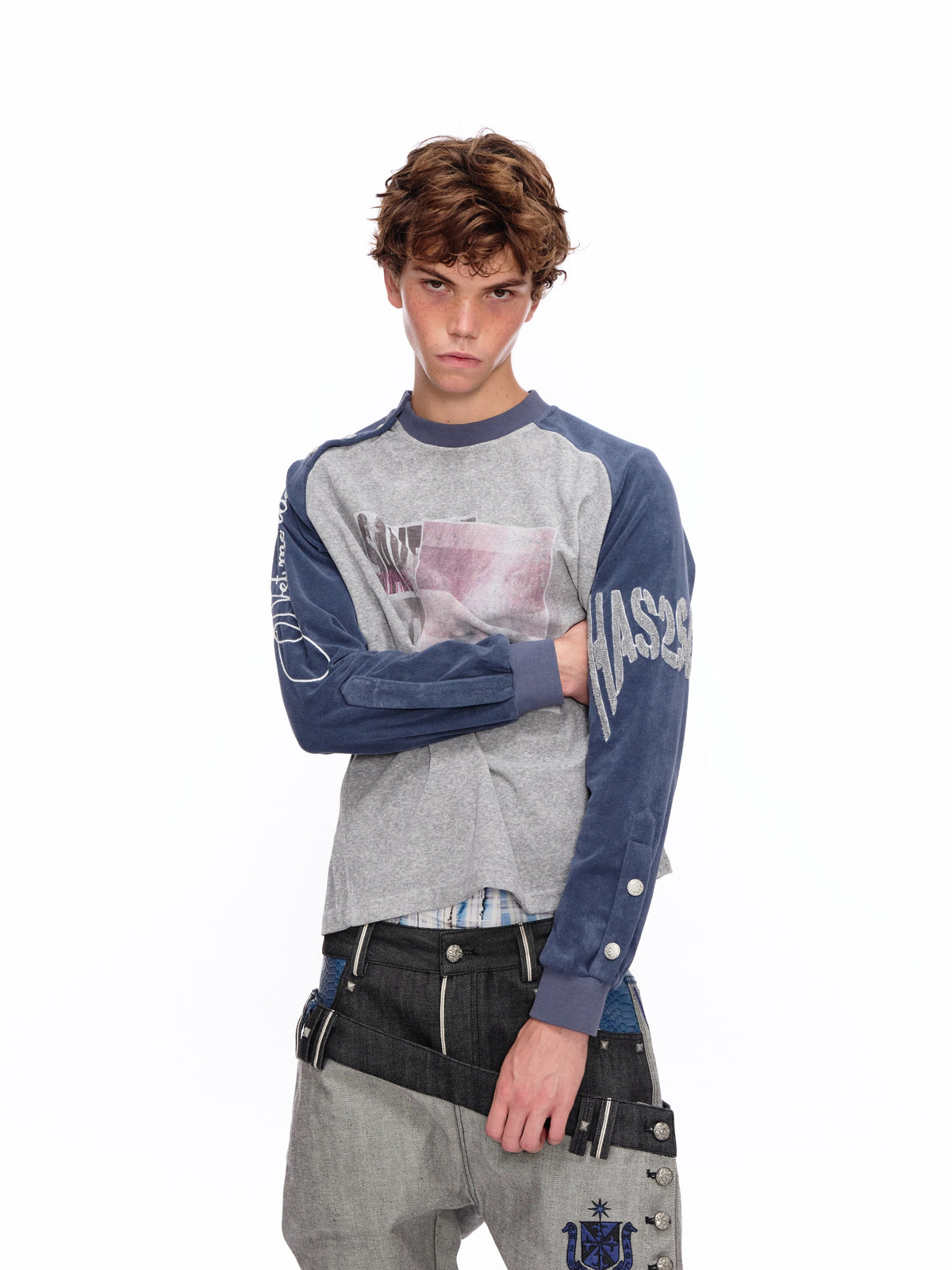 “NET ME LOOP” Asymmetric-Collar Sweatshirt 121
