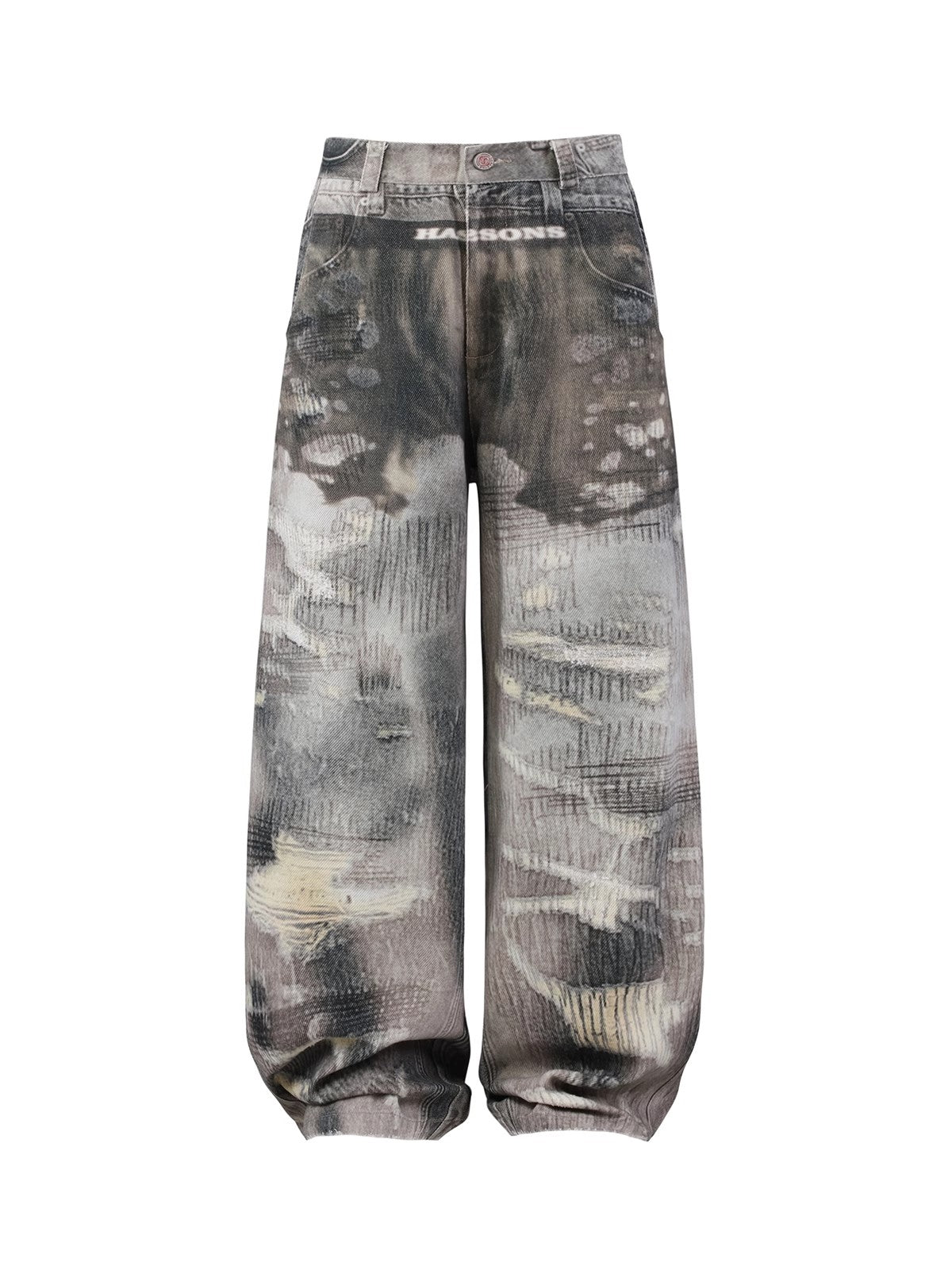 路上で着用されている偽の下着 2 組、だぶだぶのプリントが施された本物の破れたジーンズ