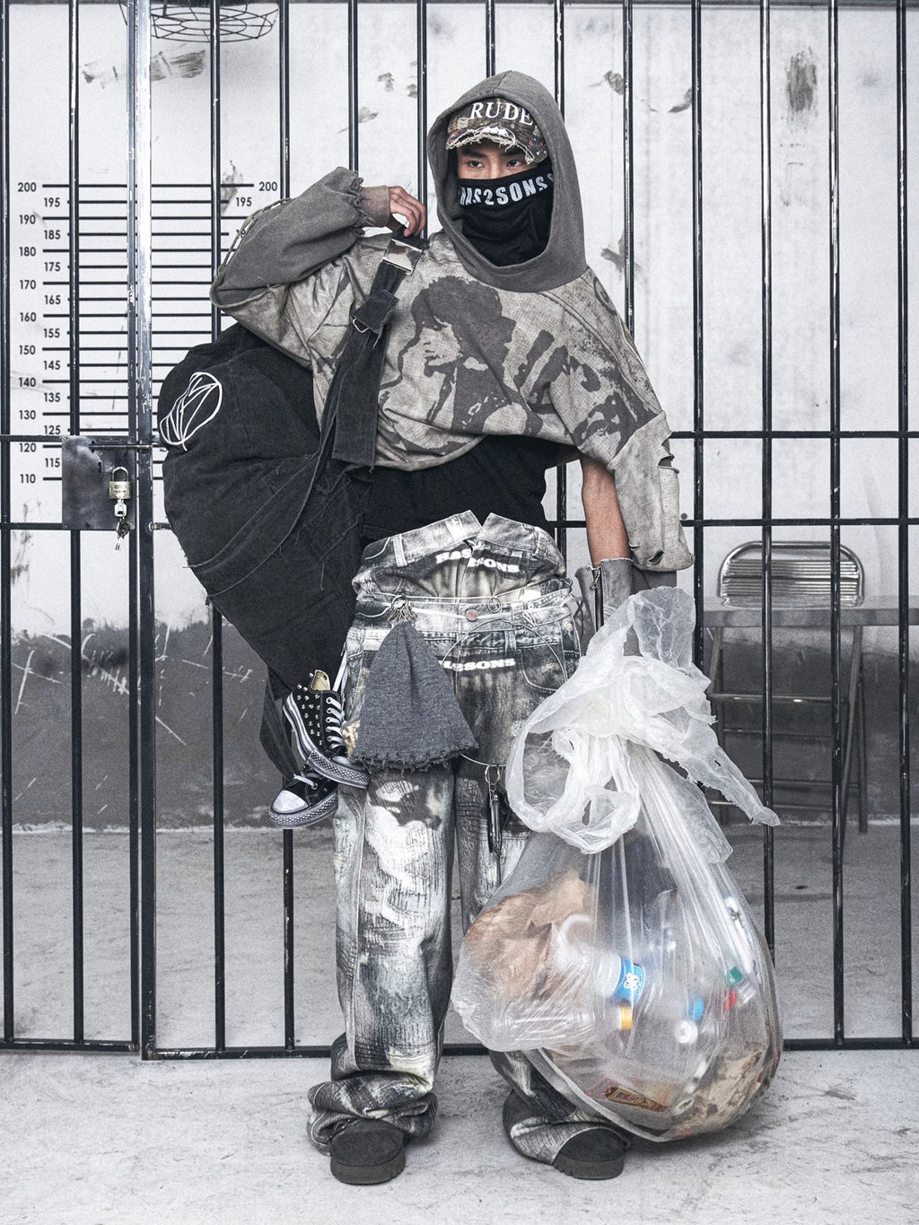 HAS2SONS vintage printed ripped fake two-piece pullover hoodie