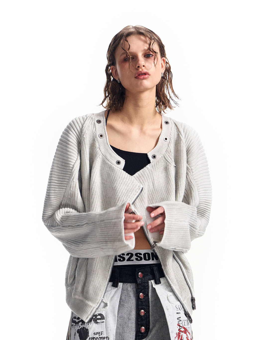 パッチワークデザインのカーディガンピットニットセータージャケット、ダーティダイ加工のダメージジャケット