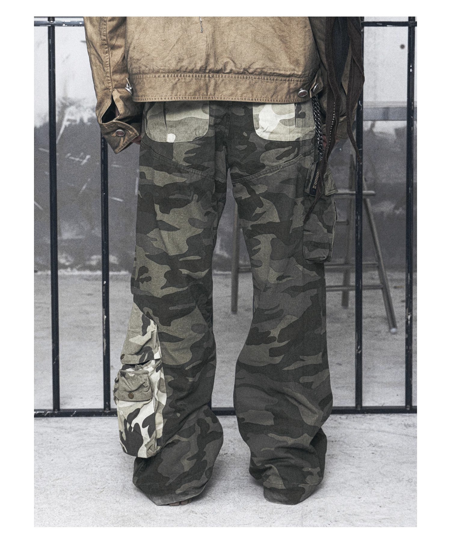 HAS2SONS American retro camouflage patchwork multi pocket pants