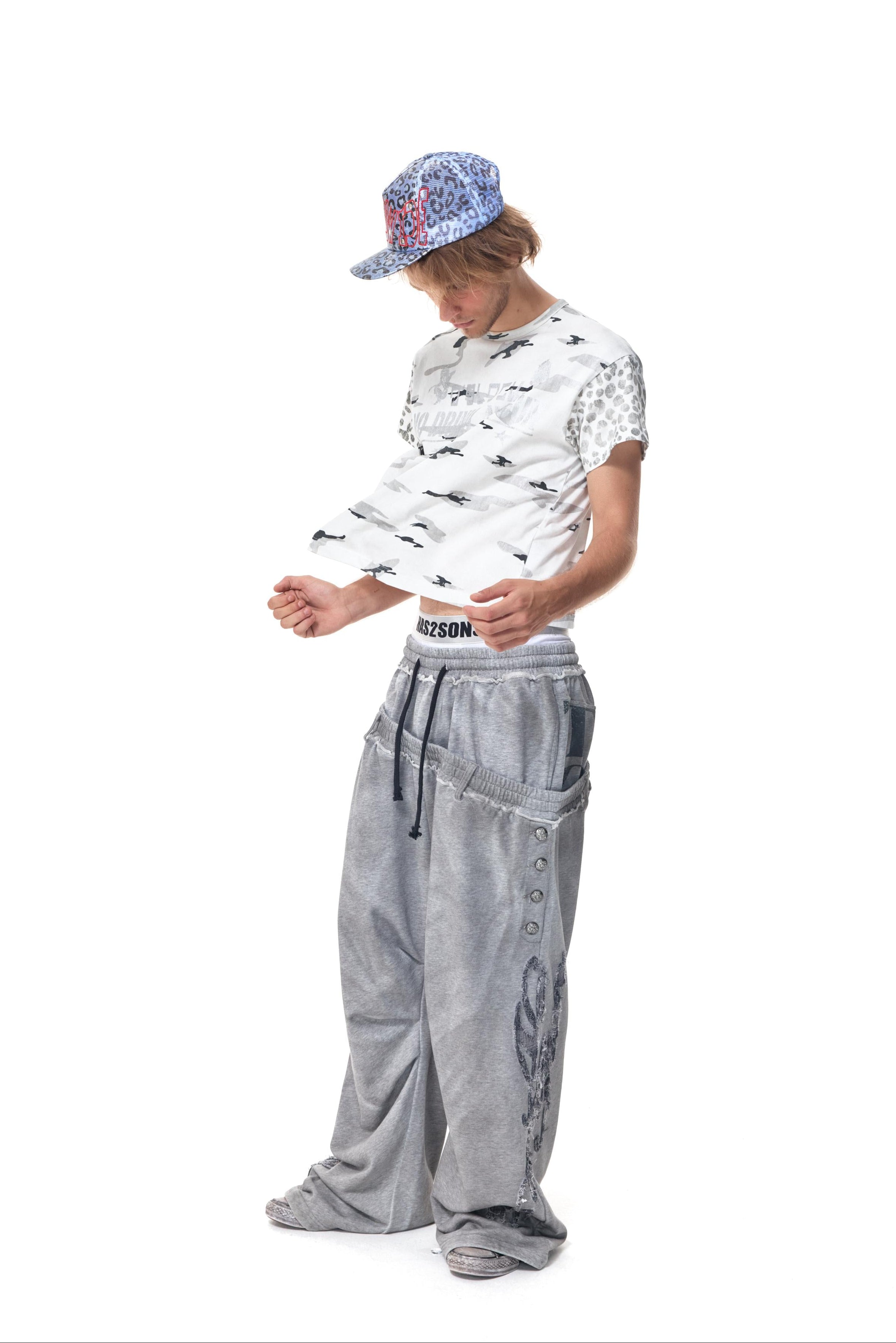 HAS2SONS Camo Spliced Loose Tee 088