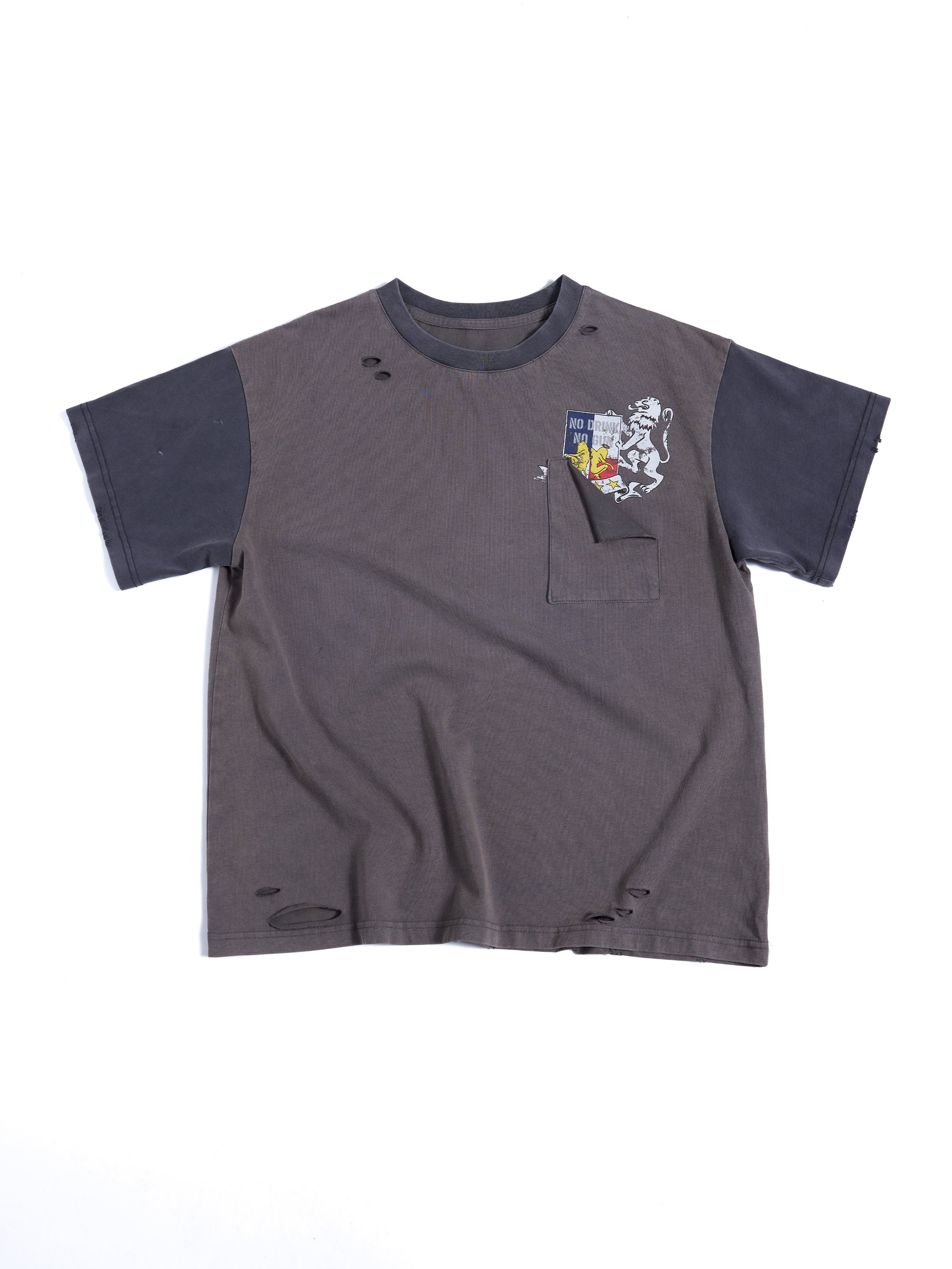 HAS2SONS Contrast Sleeve Lion Crest Distressed H2S Boxy Tee 098