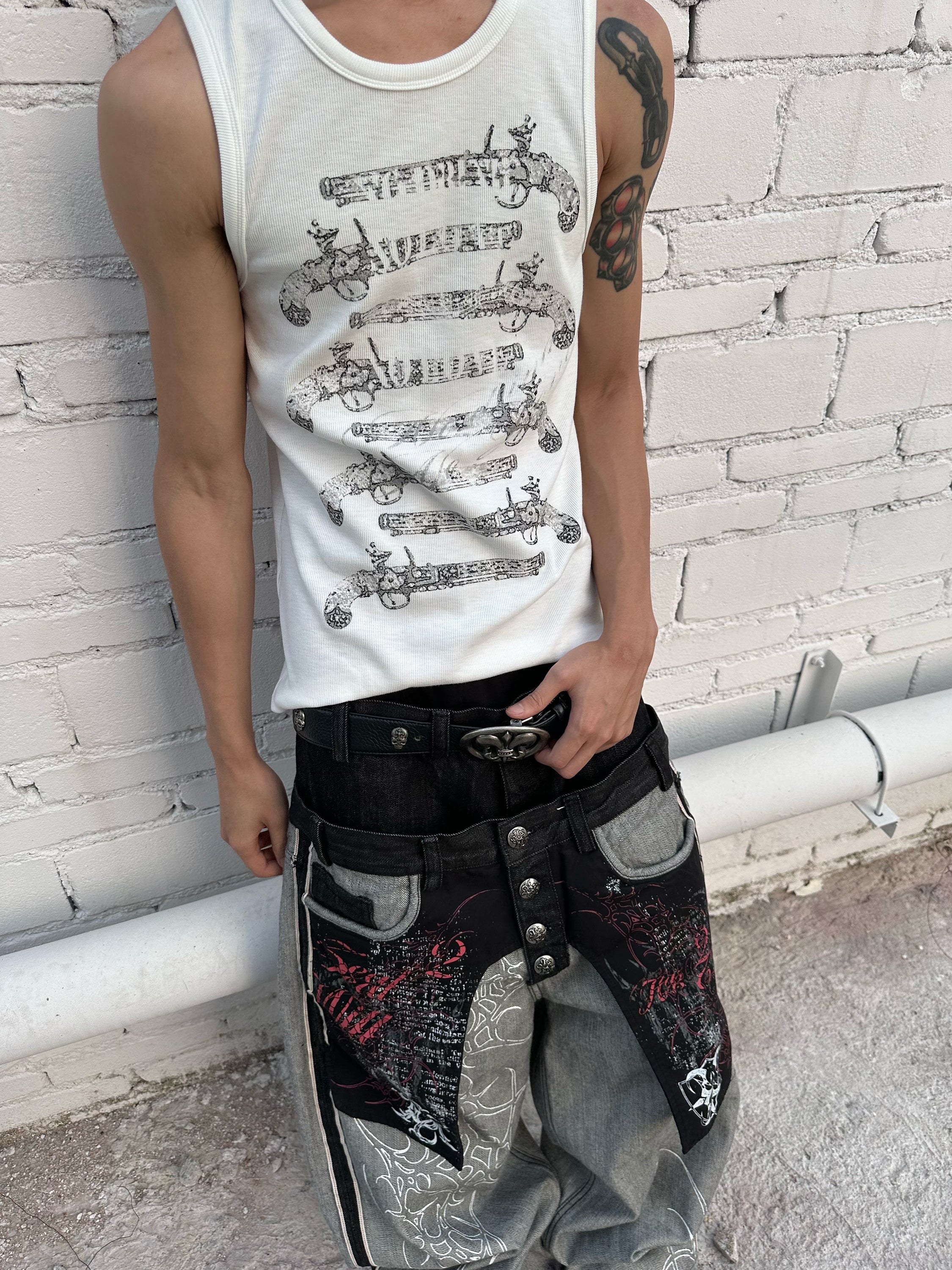 HAS2SONS Solo Full Force Blunderbuss Print Slim Sleeveless Tank Top 092