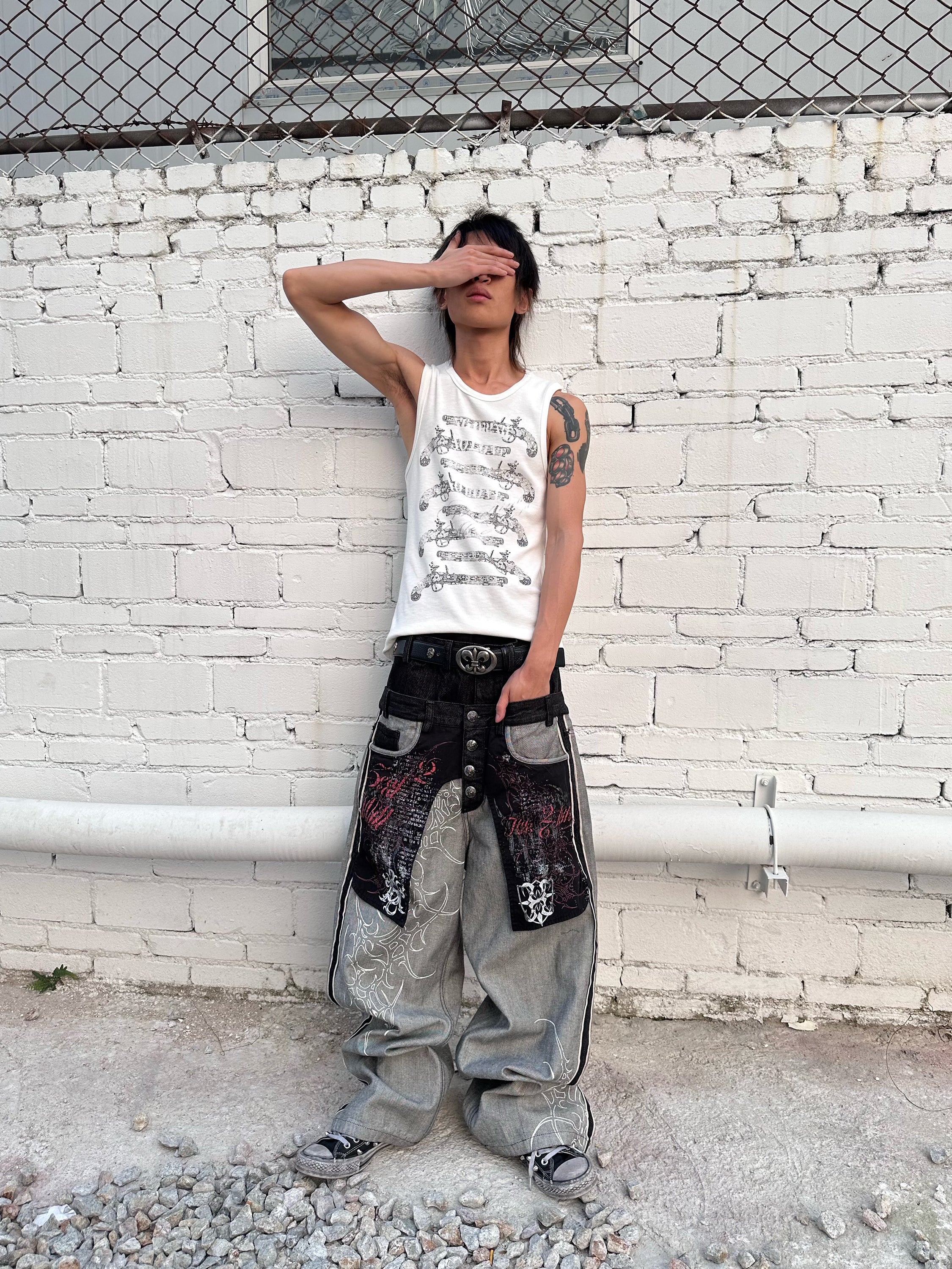 HAS2SONS Solo Full Force Blunderbuss Print Slim Sleeveless Tank Top 092