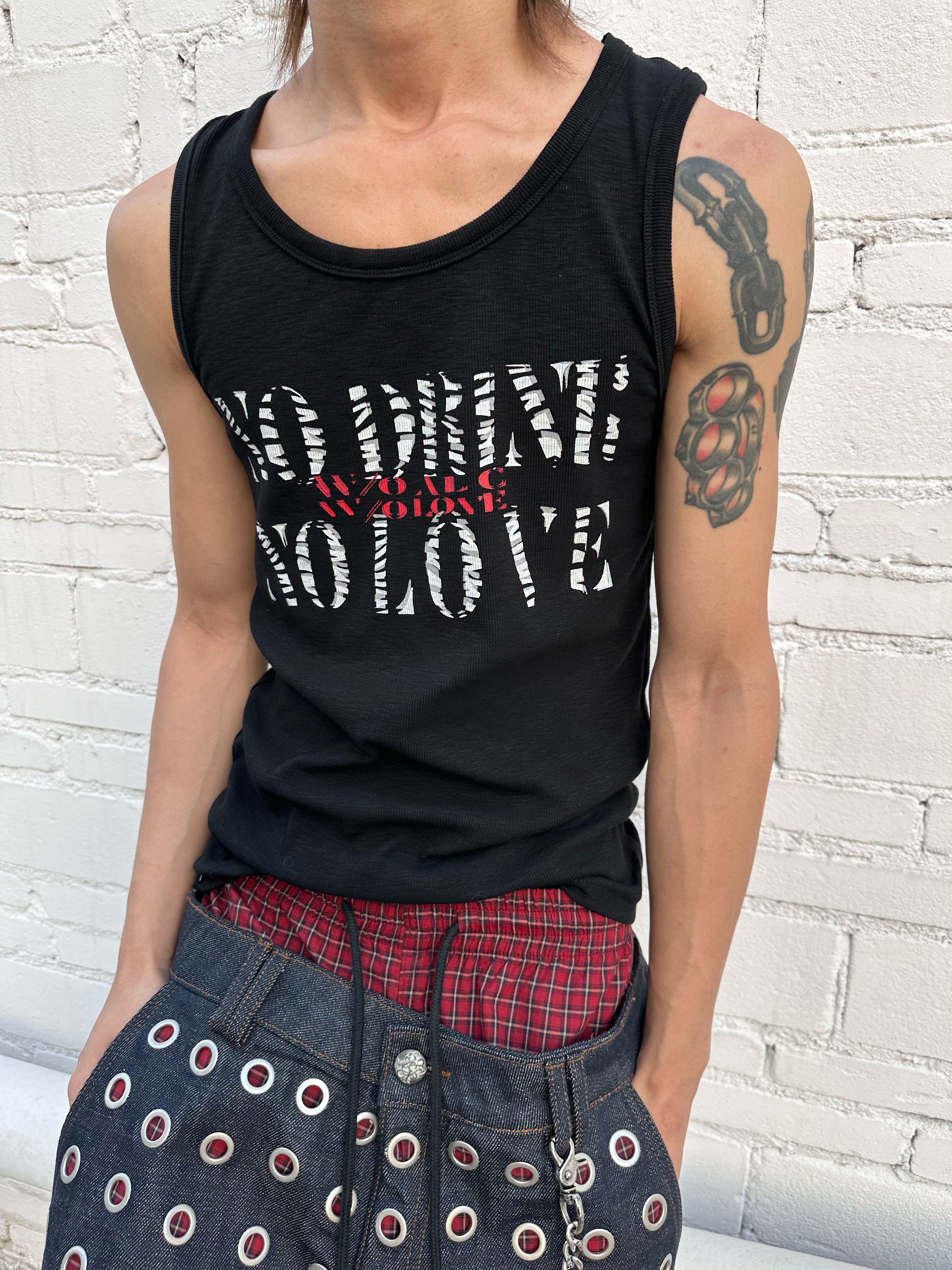 HAS2SONS N.D.N.G Letter Print Slim Sleeveless Tank Top, Street Inner Wear 090